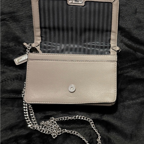 Victoria's Secret Crossbody Bag Studded Gray Silver Chain - Picture 5 of 7